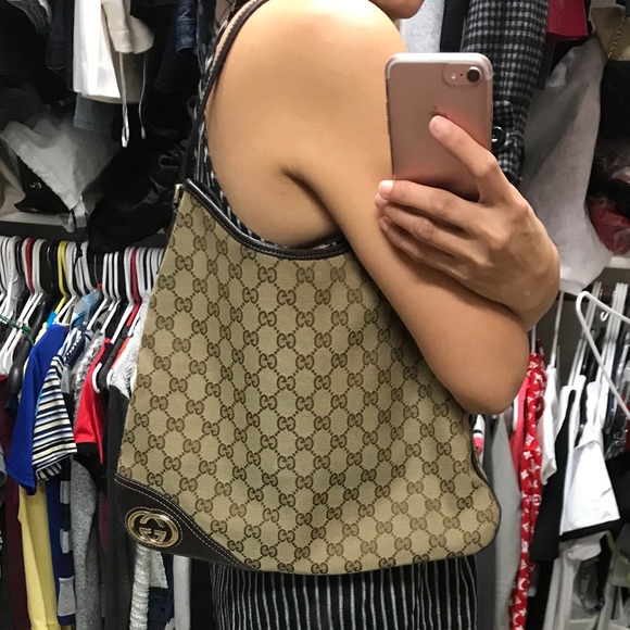Authentic Gucci monogram hobo with GG design - Picture 2 of 8